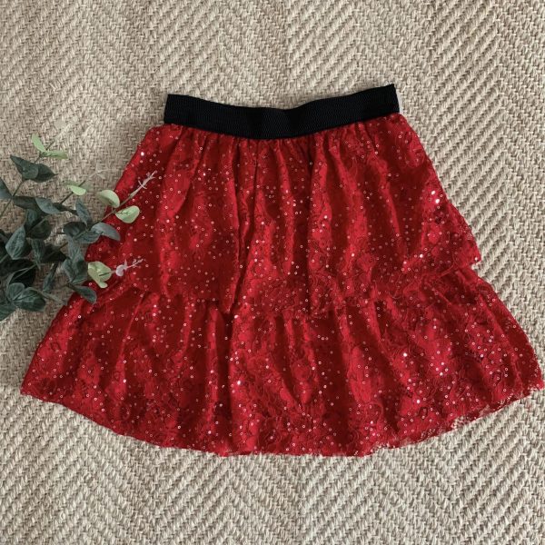 Jupe rouge dentelle et sequins