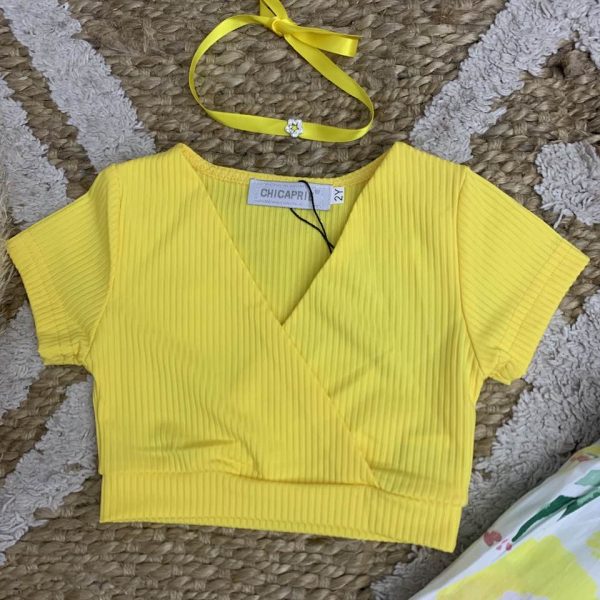 Ens. top jaune, collier et pantalon fleuri – Image 2