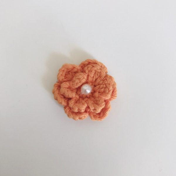 Barrette magique tient sur 1 cheveu, modèle Fleur au crochet – Image 7